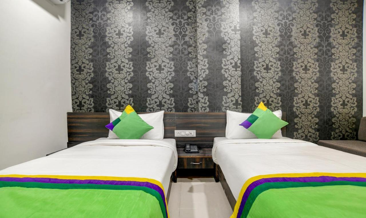 Treebo Grand Euro Pipliyahana Square Indore Buitenkant foto