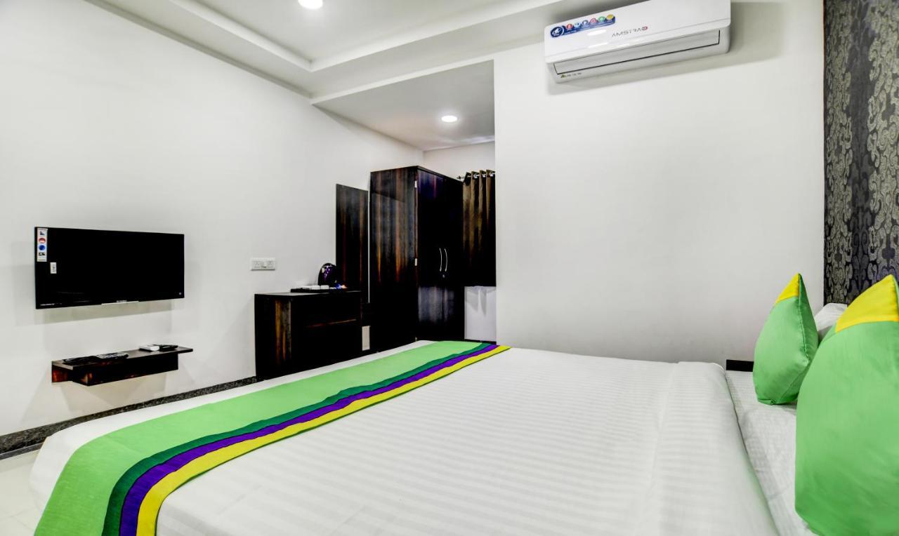 Treebo Grand Euro Pipliyahana Square Indore Buitenkant foto